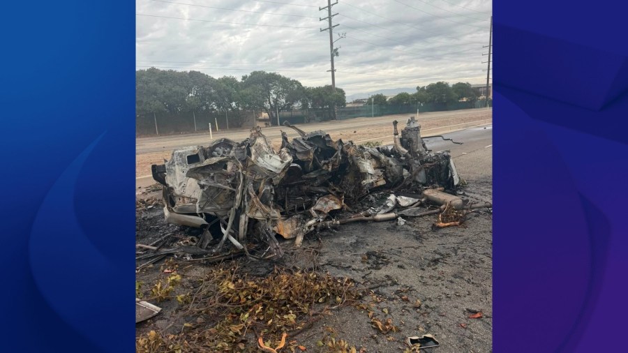 1 killed in fiery Ventura wreck