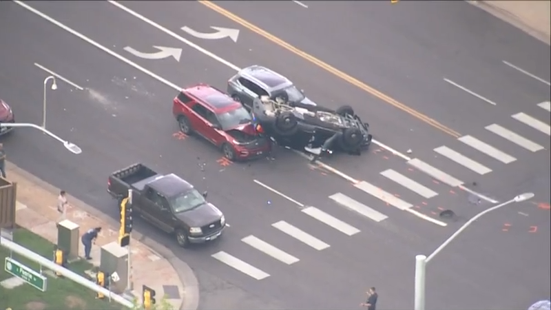 2 officers injured in crash involving Aurora patrol vehicle