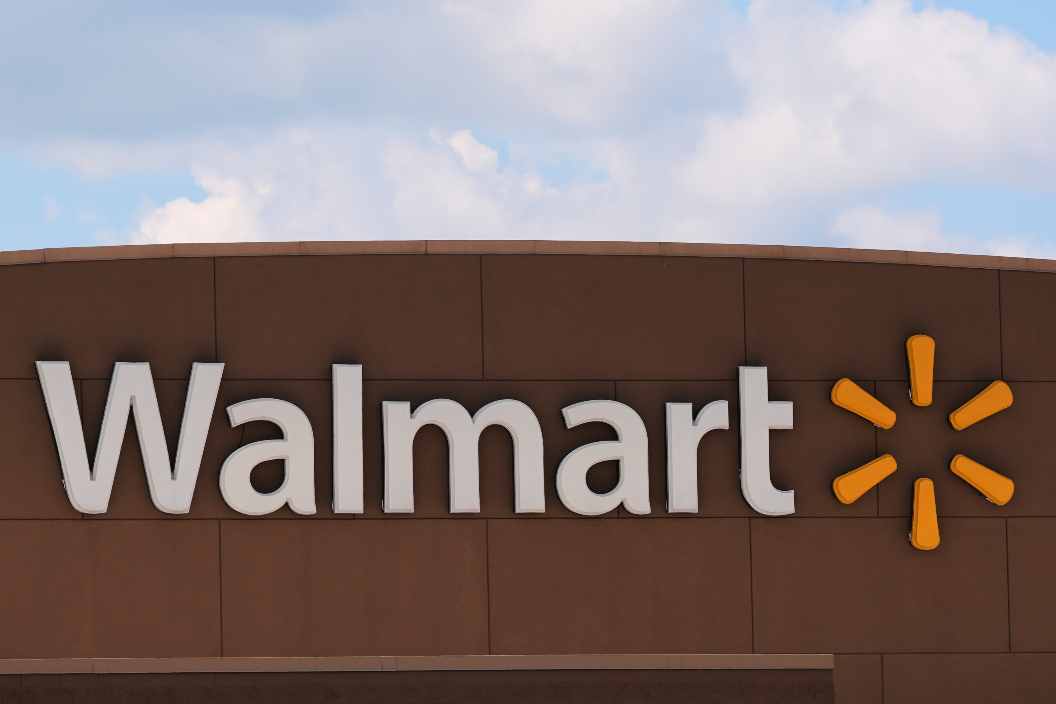 Walmart to pay nearly $120K to Seattle gig workers after settling alleged labor violations