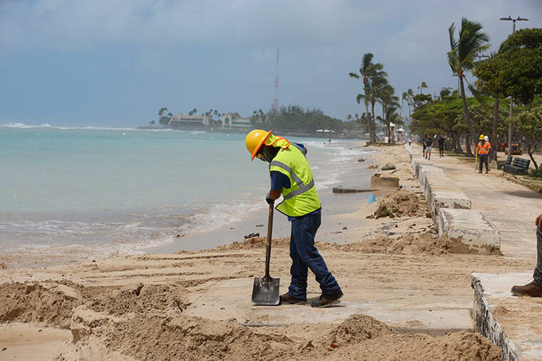 Ala Moana park to close for cleanup; City government operations resume Wednesday