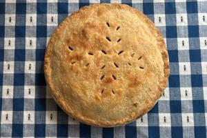 The apple pie (inspired by mom, of course) became the symbolic food of a nation