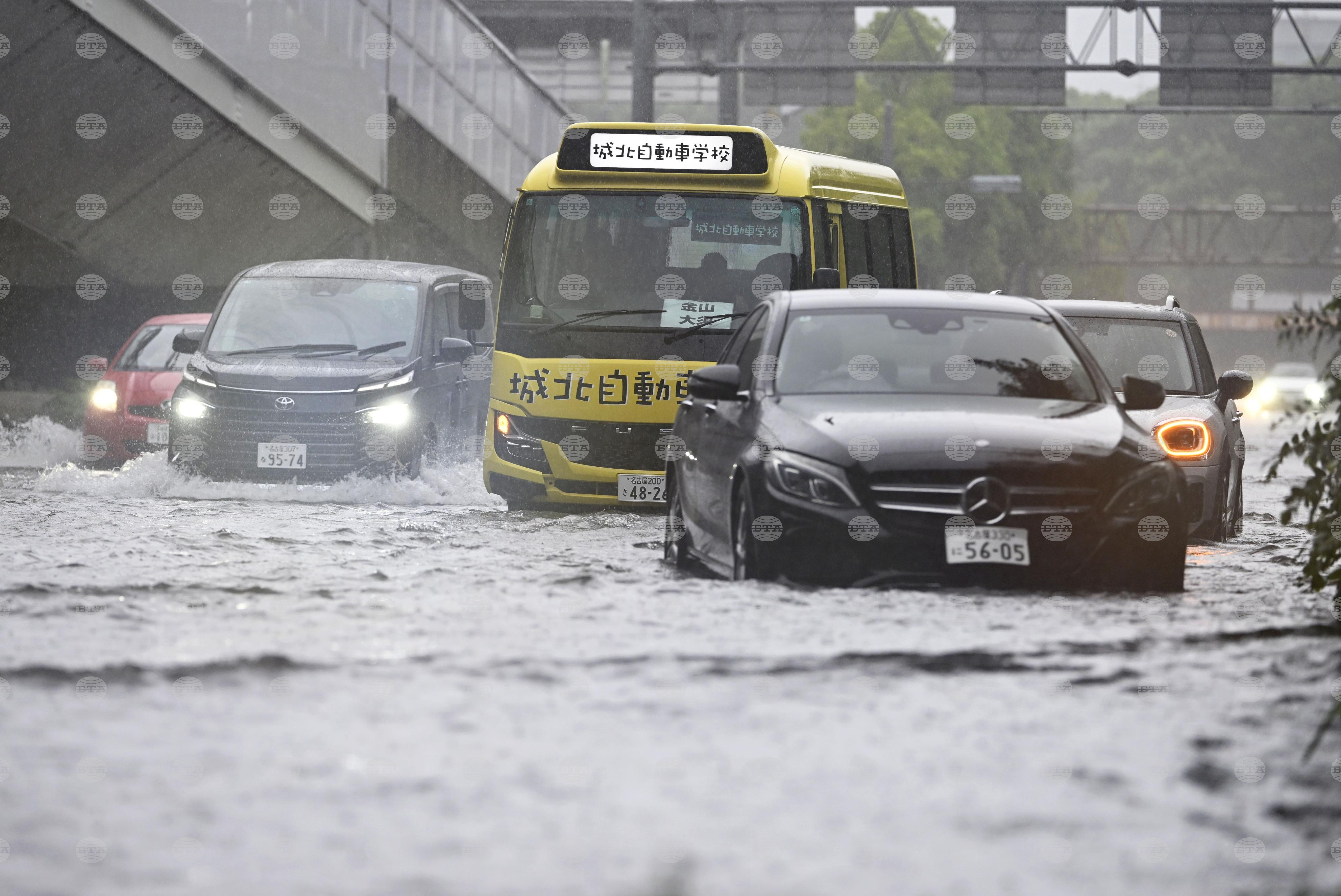 Foreign Ministry Warns Bulgarian Citizens in Japan of Heavy Rain, Flooding
