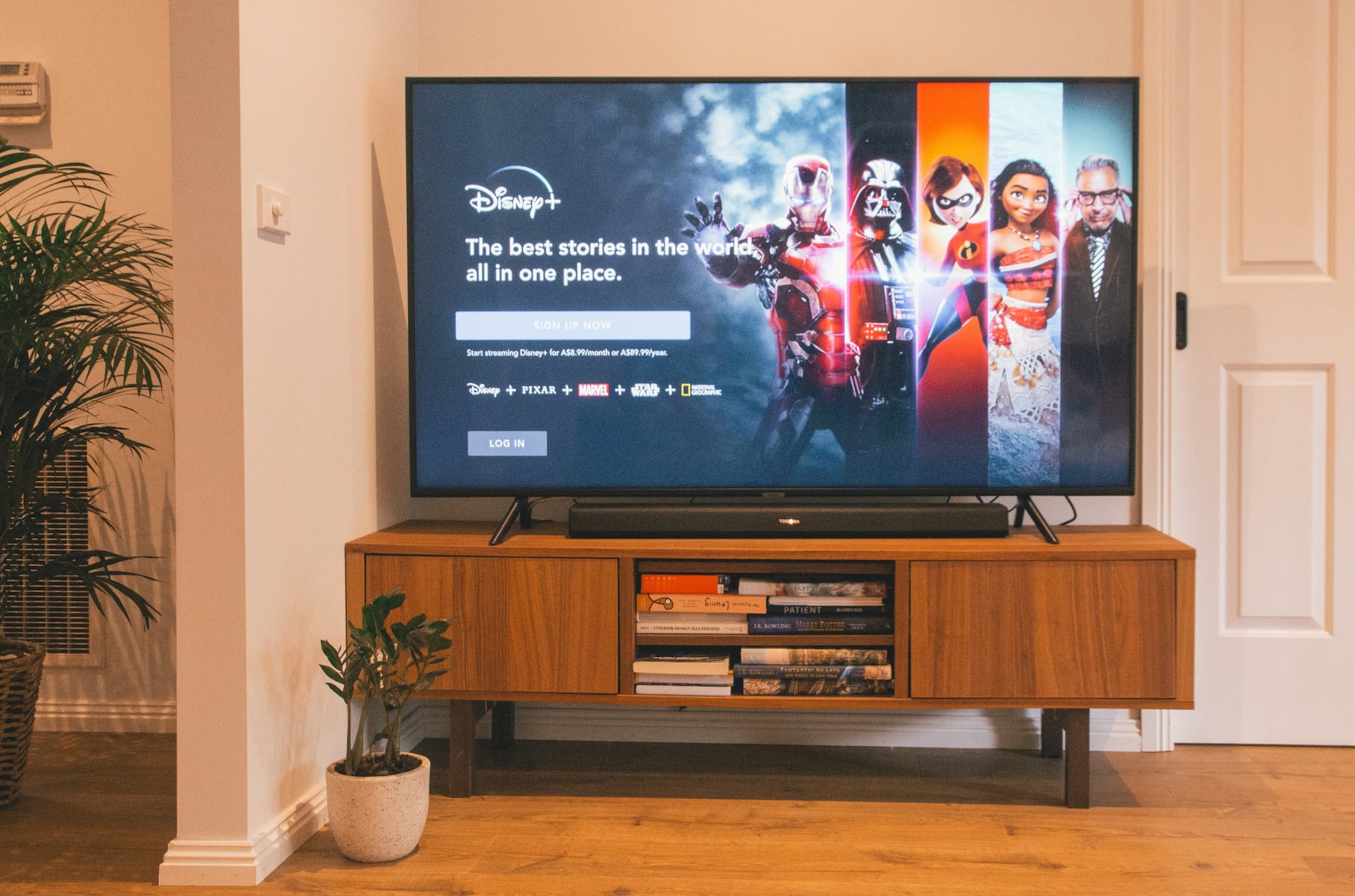 U.S. shoppers spending even more on subscriptions, report finds