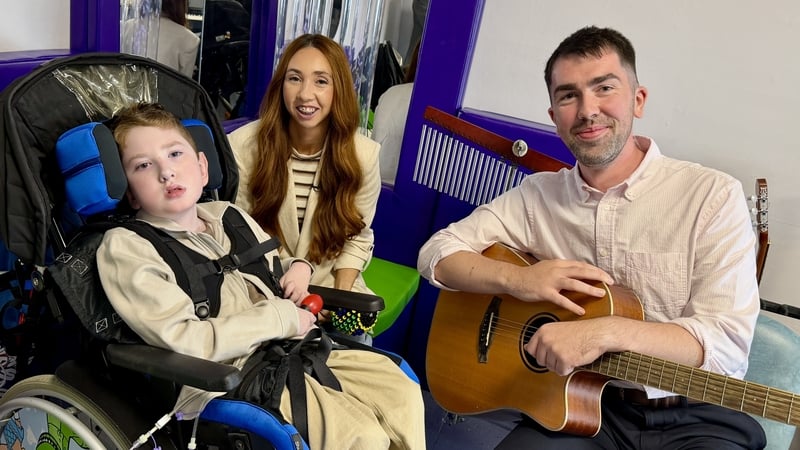 Music therapy supporting those receiving palliative care