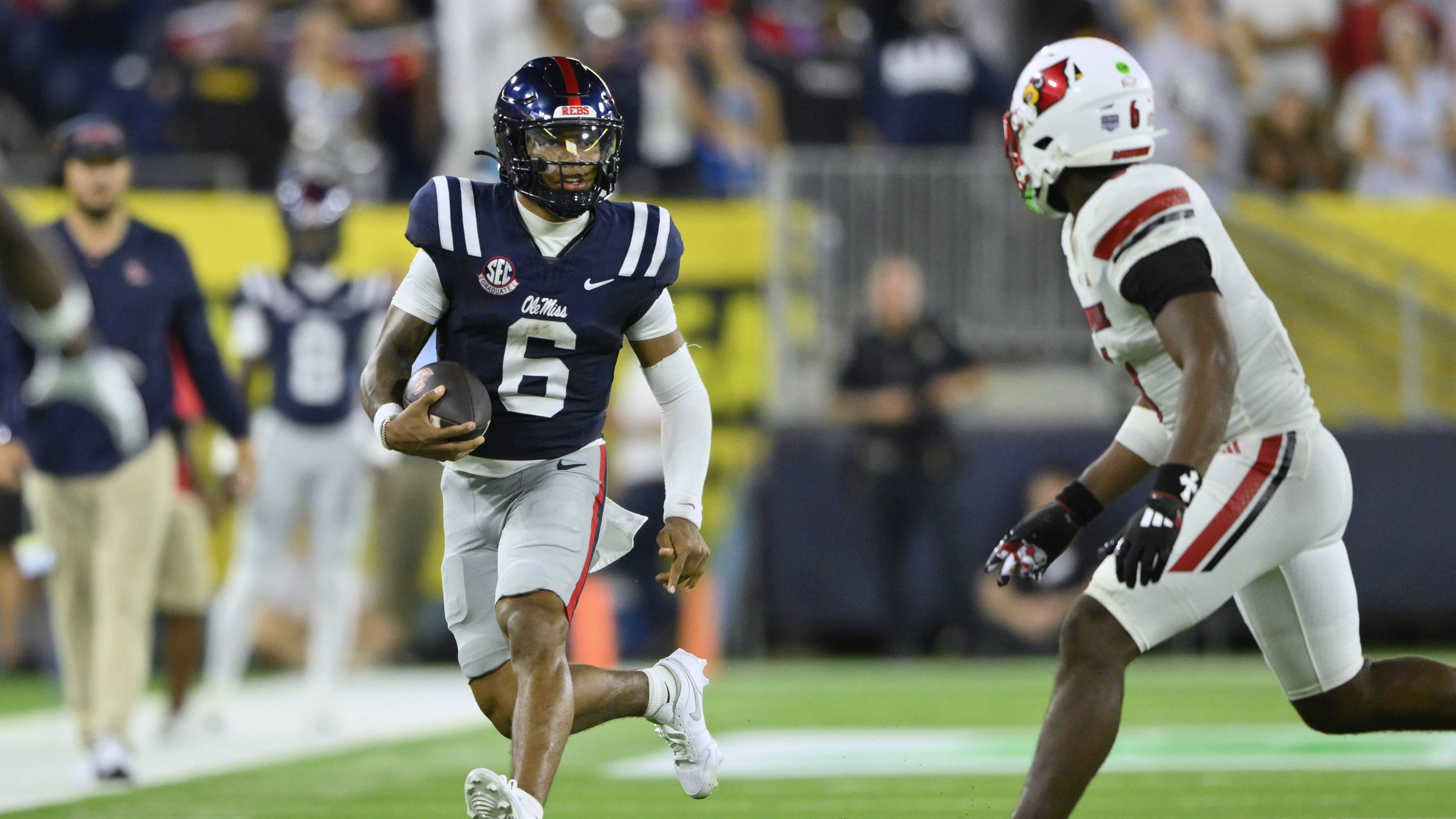 3 Storylines To Watch Most in Ole Miss' Week 2 Matchup vs. Charlotte