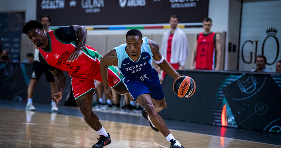 Bryce Jones’un Performansı Yetmedi; TOFAŞ, Cluj Napoca’ya Son Anda Mağlup Oldu