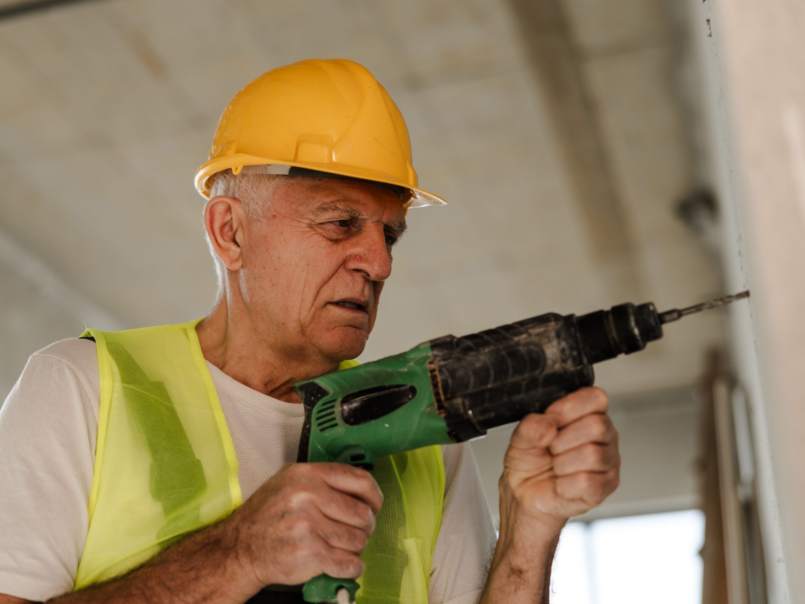 Older Construction Workers Show Mixed Chronic Disease Picture, But Chronic Pain And Anxiety Persist