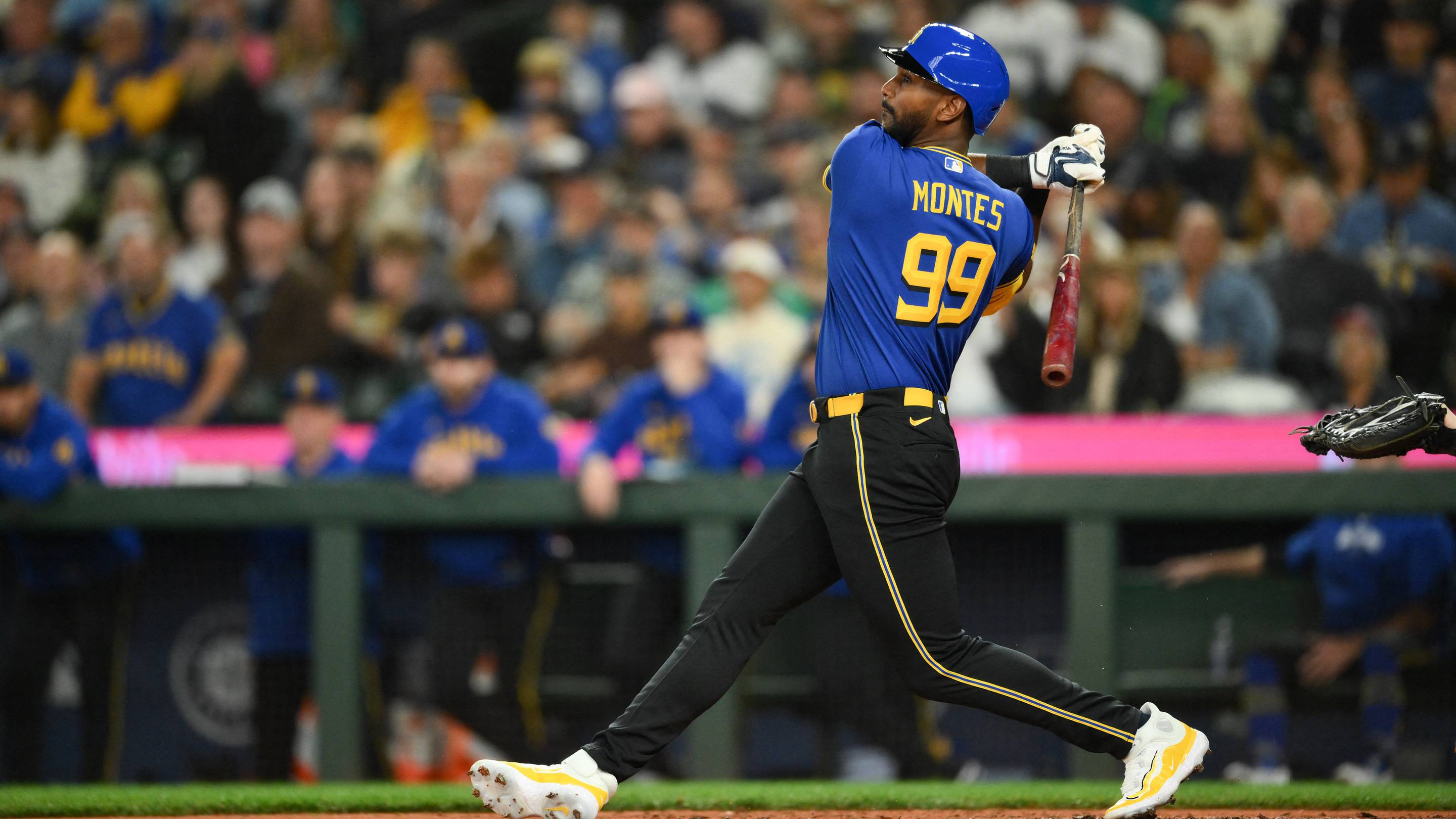Mariners’ Lazaro Montes Gives Front Office a 474-Foot T-Mobile Park Blueprint