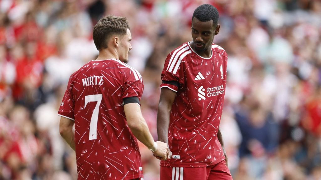 Jeff Bezos’s Liverpool–Prime Video Entanglement Is New For English Soccer