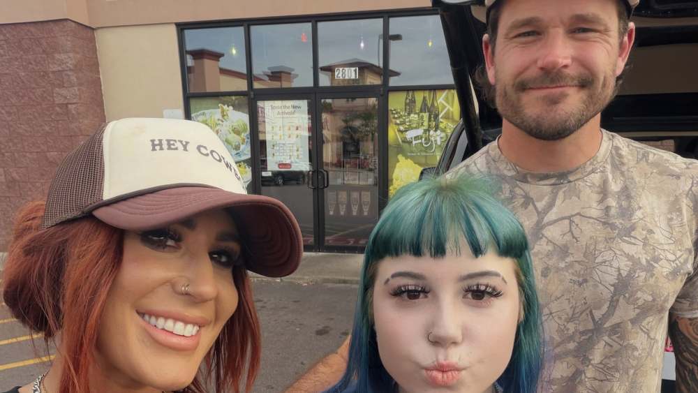 Teen Mom’ Alum Chelsea Houska’s Daughter, 17, Looks All Grown Up in New Pic