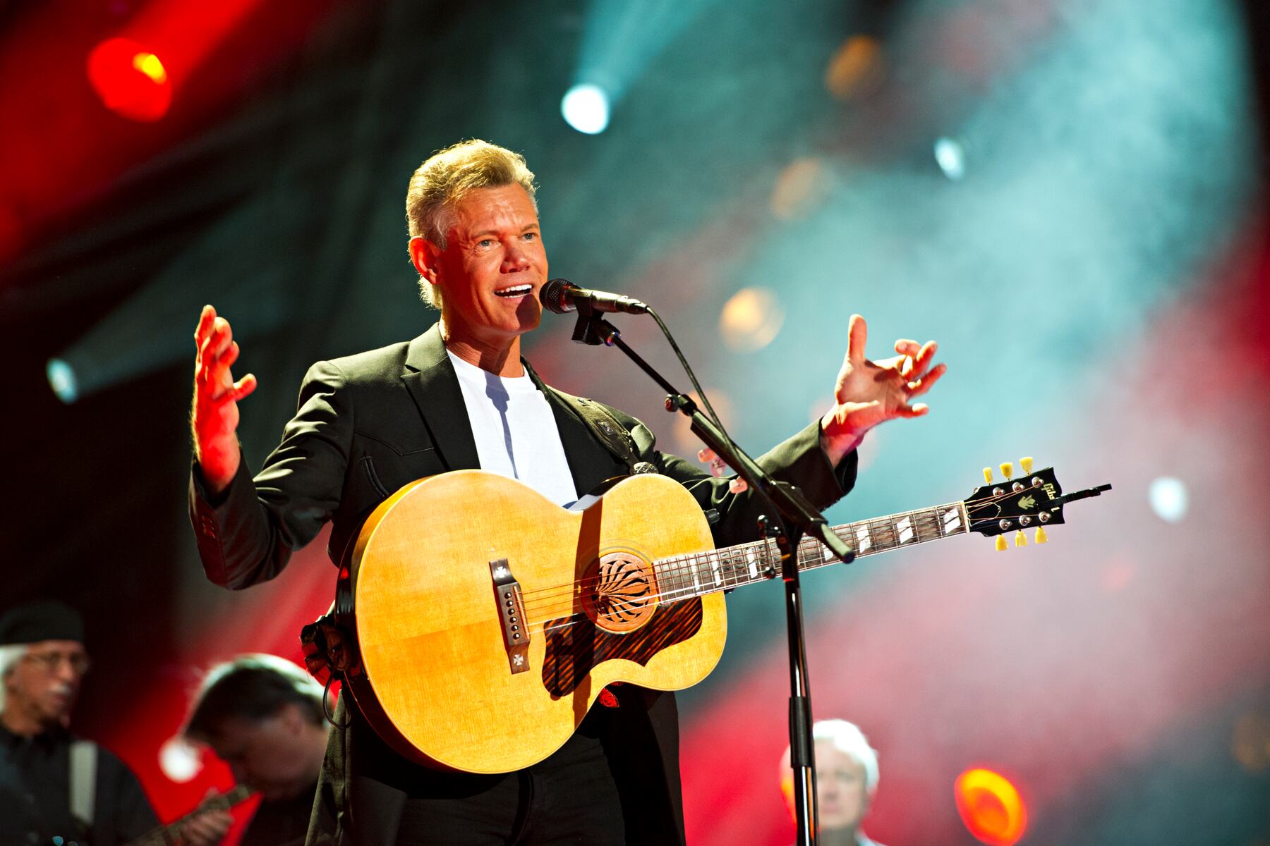 Country singer announces first new album in 18 years after stroke nearly cost him his life