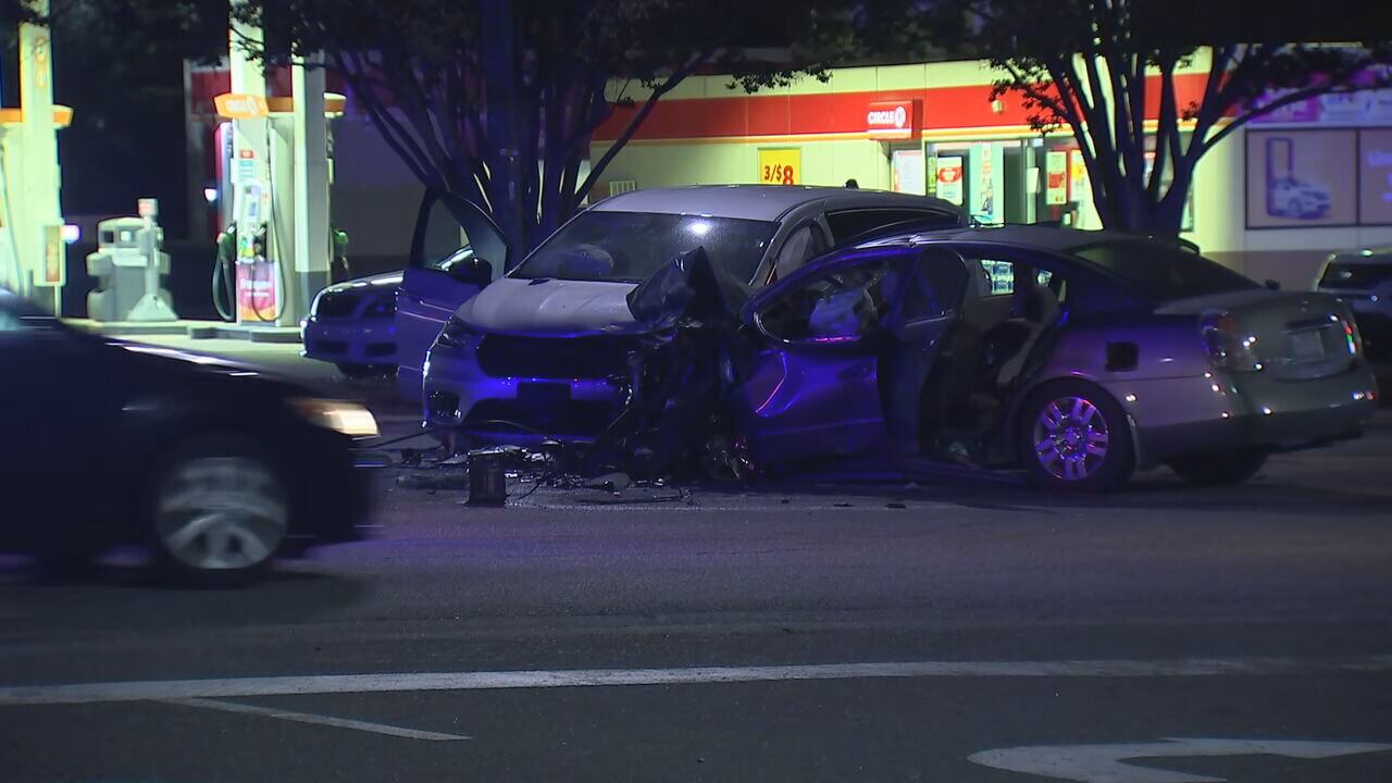 Driver killed while speeding past traffic on Monroe Road, police say