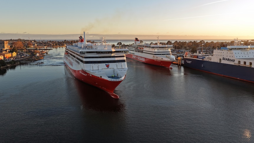 Christmas caravan holiday in Tassie? You may have missed out on a ferry spot