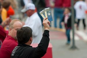 How scammers are already targeting NFL fans this season