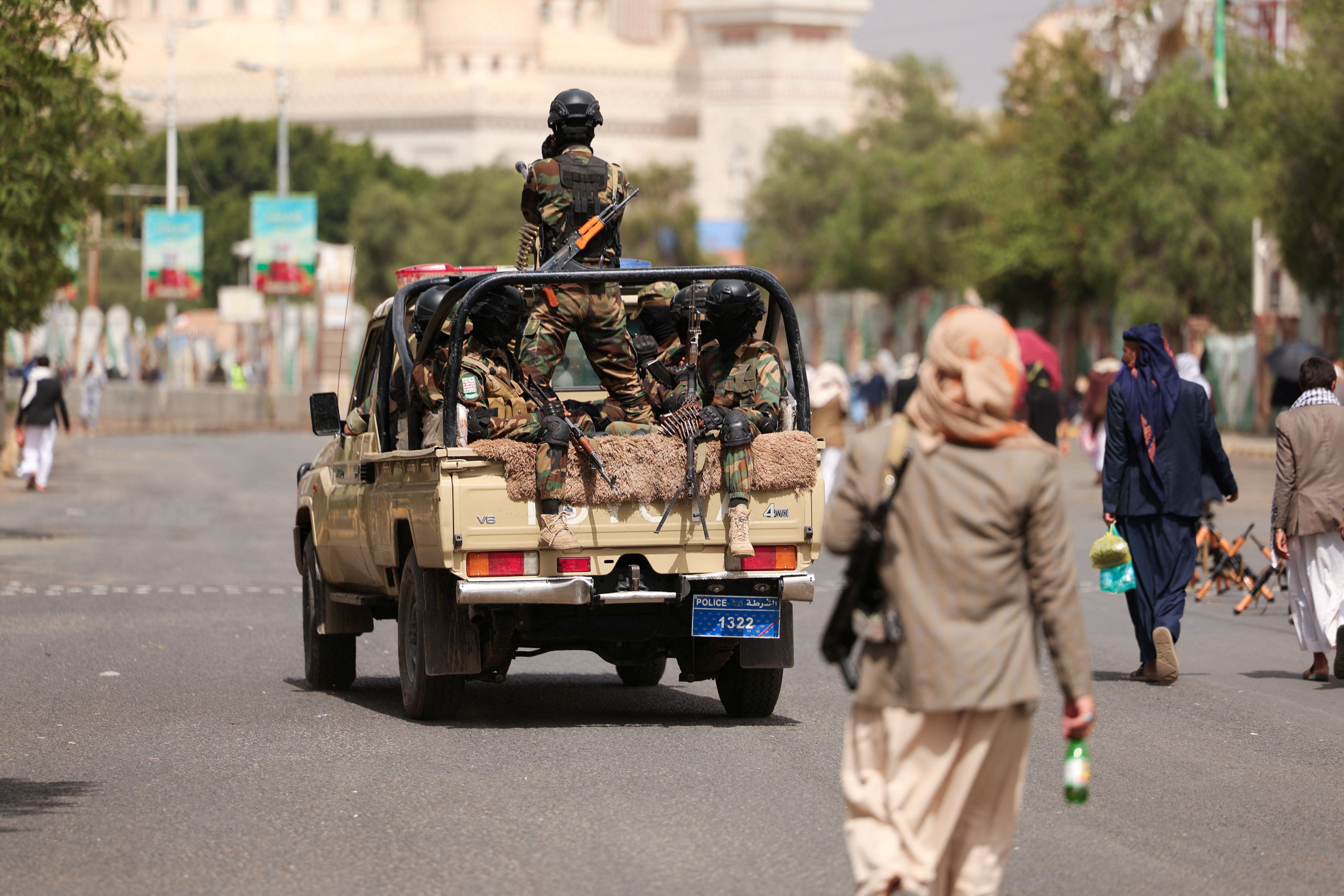 Hostilities between Saudi and Houthi rebels escalate in Yemen