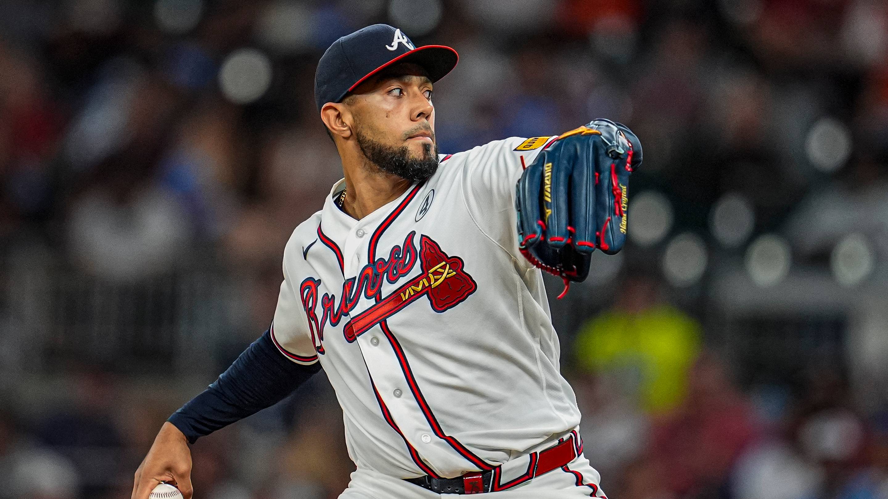 Where Braves Pitchers Robert Suárez, Joe Jiménez Stand in Final Month