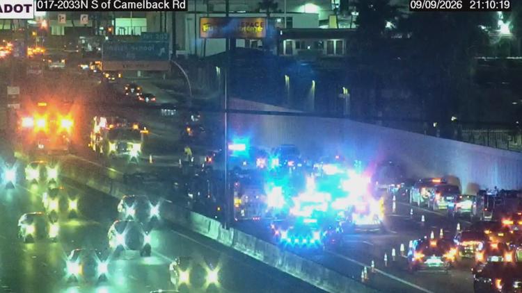 Crash closes part of Valley freeway