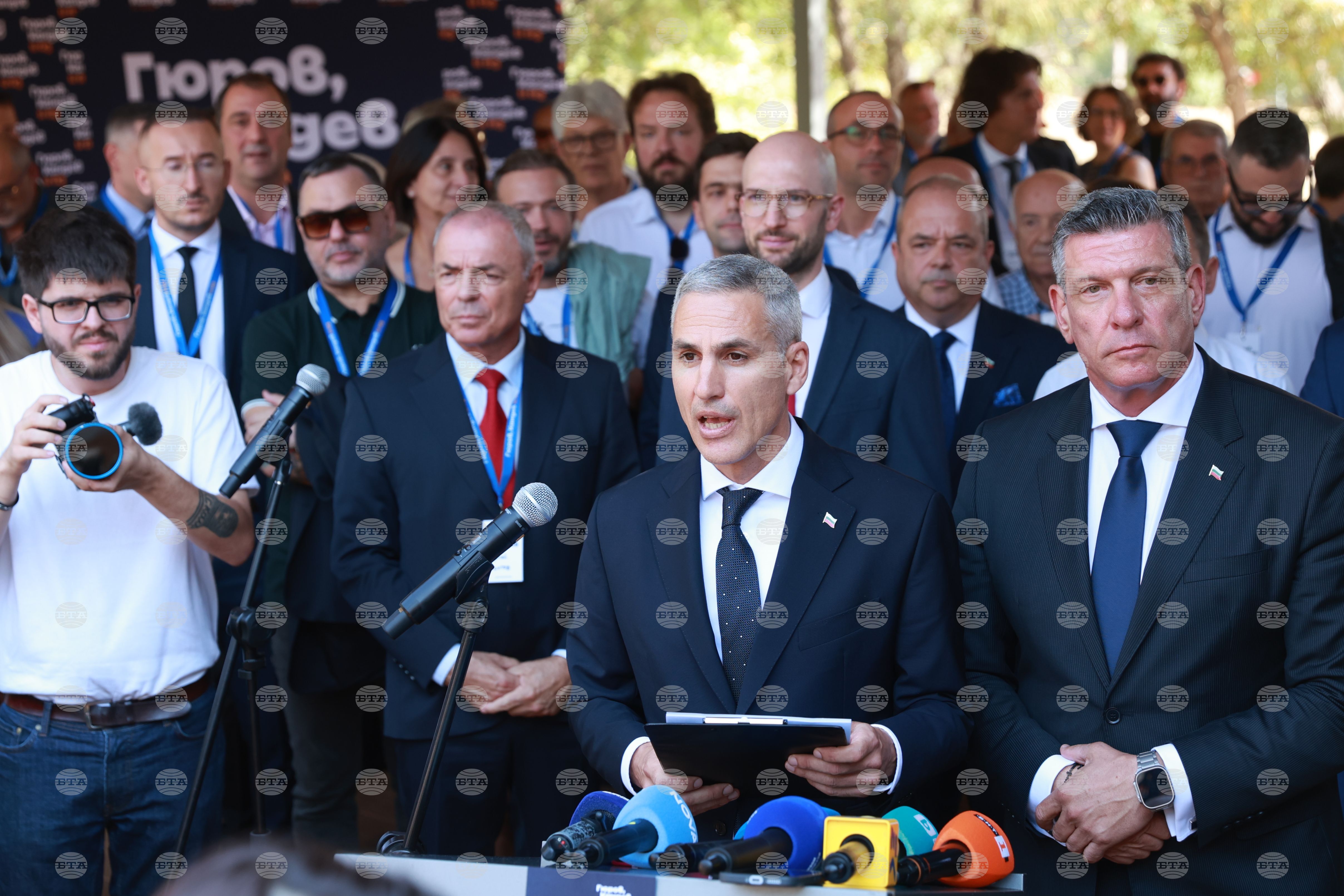 Artists, University Lecturers, Scientists Among Founders of Nomination Committee for Gurov-Kandev Presidential Bid