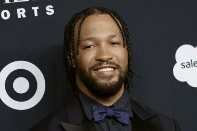 Jalen Brunson, Dakota Johnson named first 'SNL' S52 guest hosts