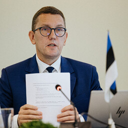 Prime minister: 2027 budget like a suitcase already full to bursting