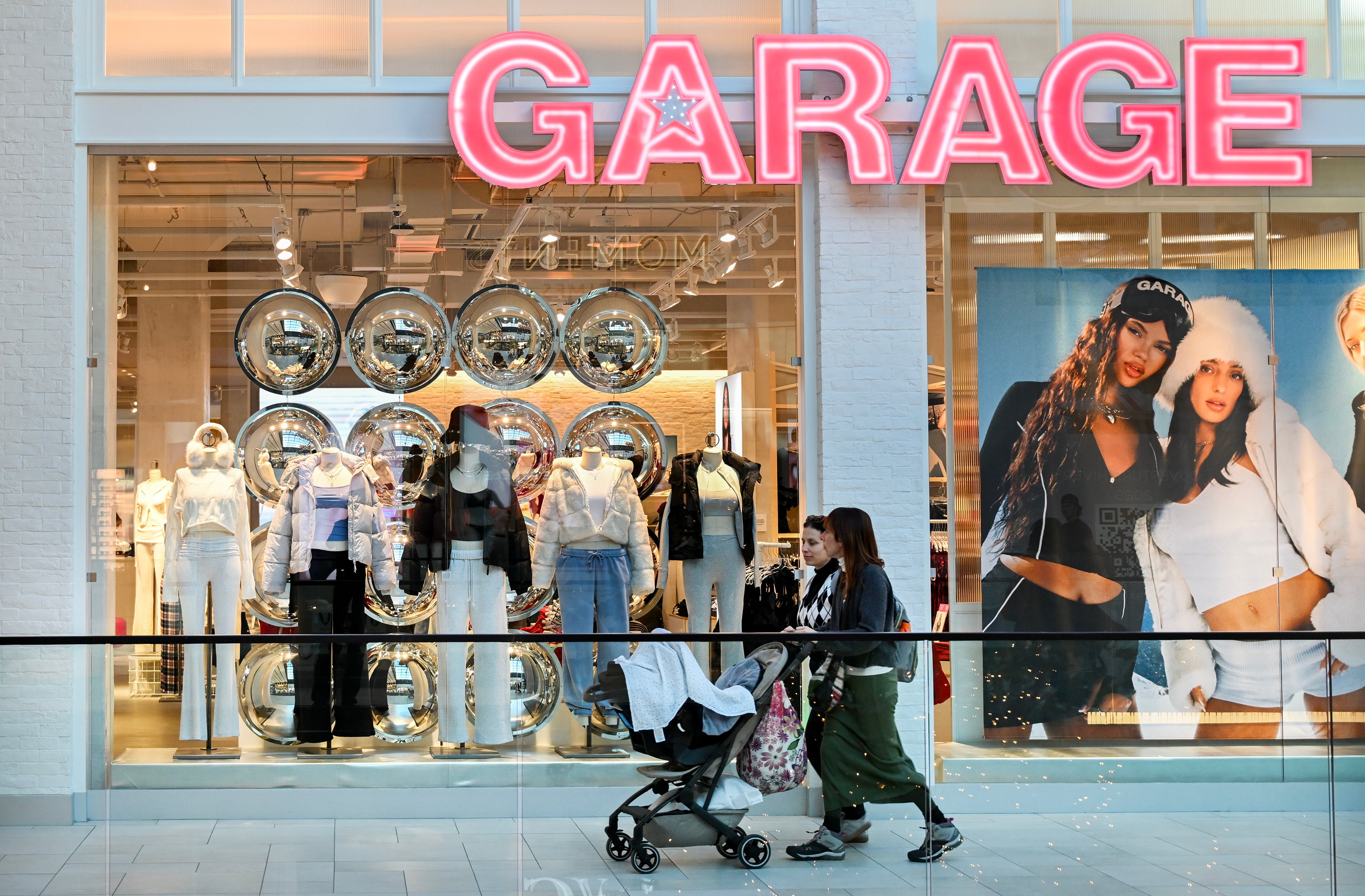 Groupe Dynamite reports profit and sales up in second quarter, raises revenue growth forecast