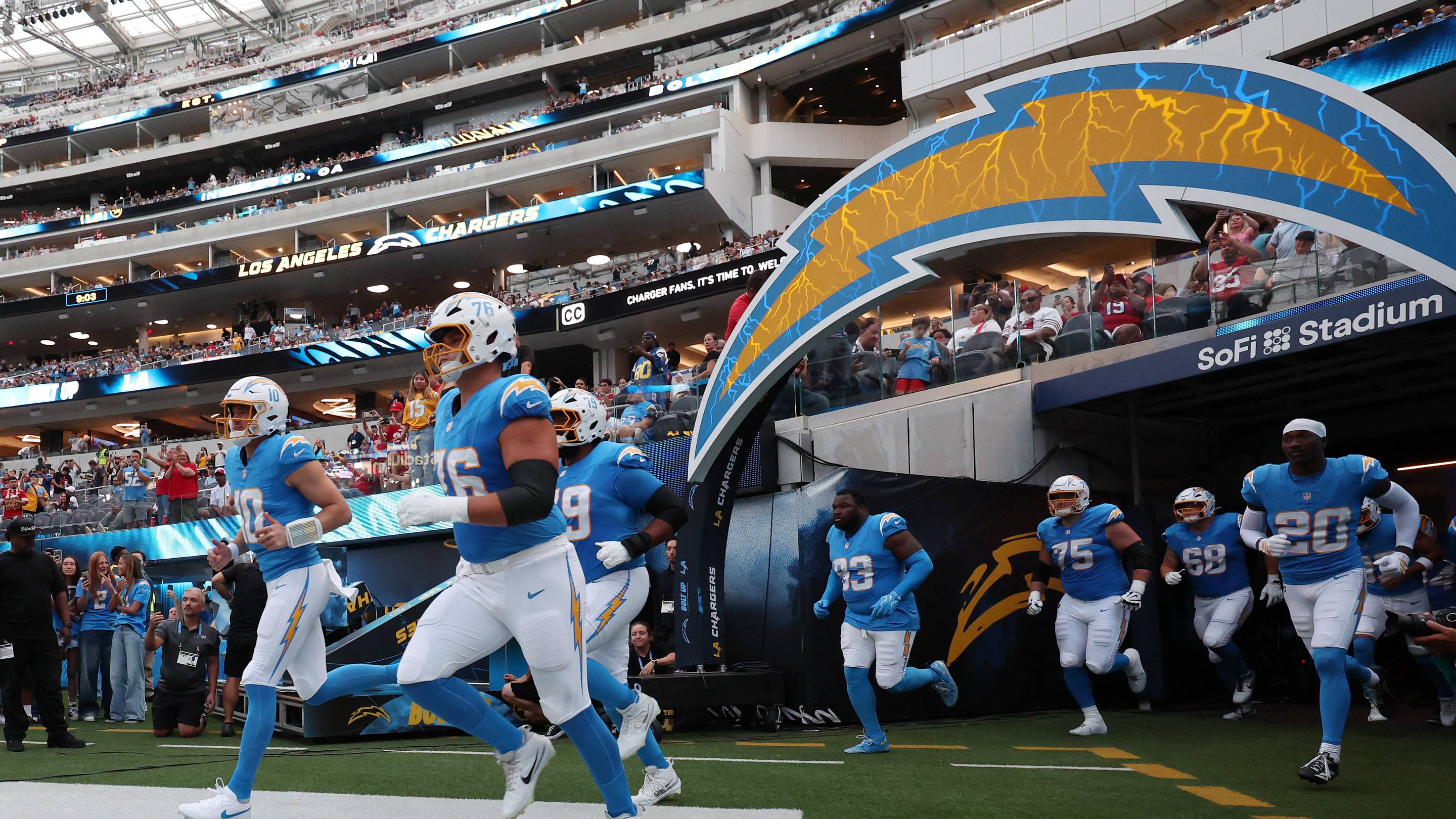 3 Bold Predictions Heading Into Chargers' Regular Season