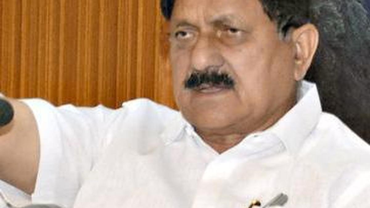 Tirthahalli MLA Araga Jnanendra criticises Congress leaders on ESA issue