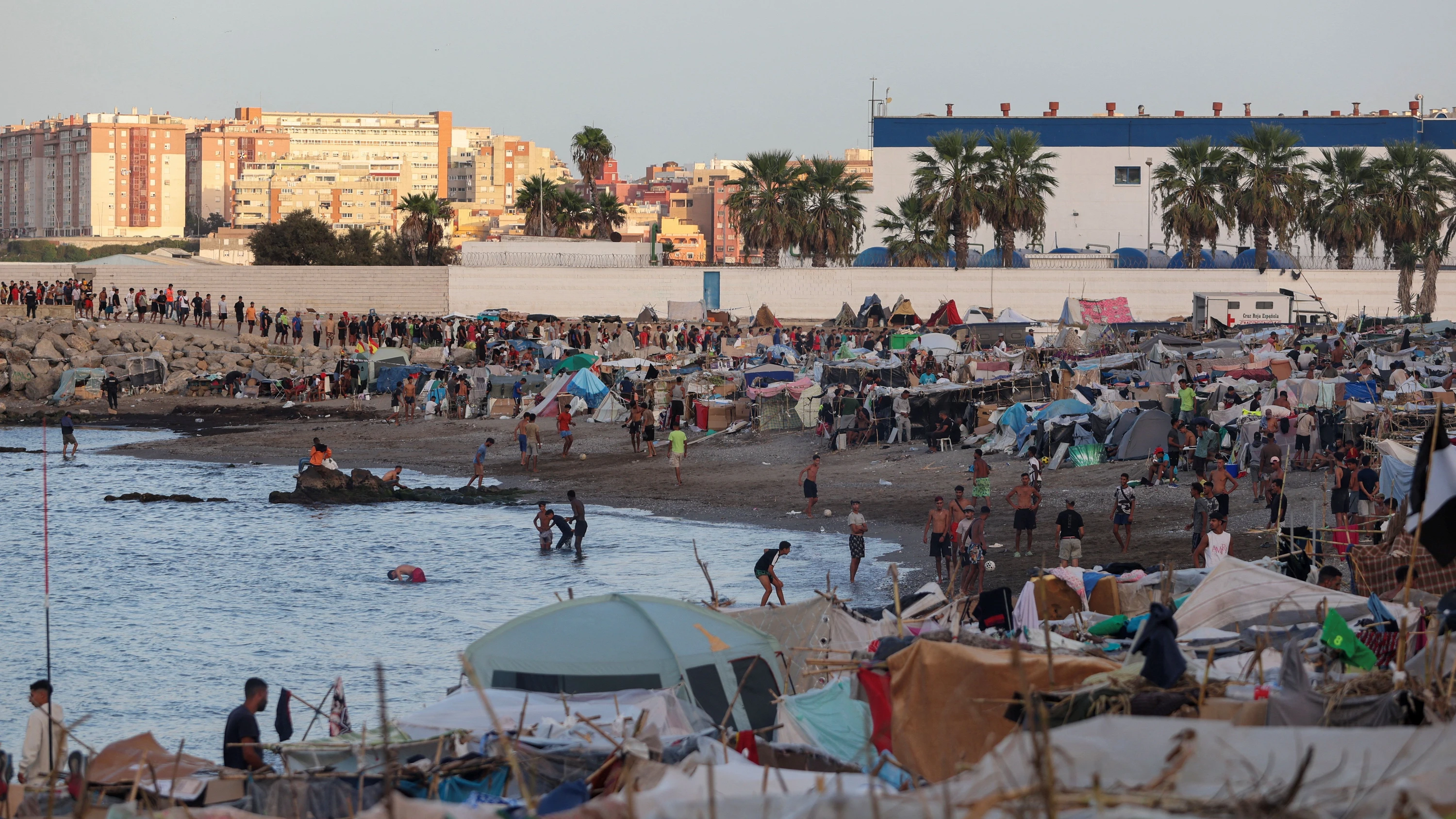 Untersuchungsberichte: Spanischer Geheimdienst warnte vor Ansturm auf Ceuta