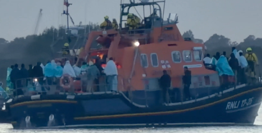 RNLI tells volunteers to avoid branded clothing amid fears over anti-migrant protests