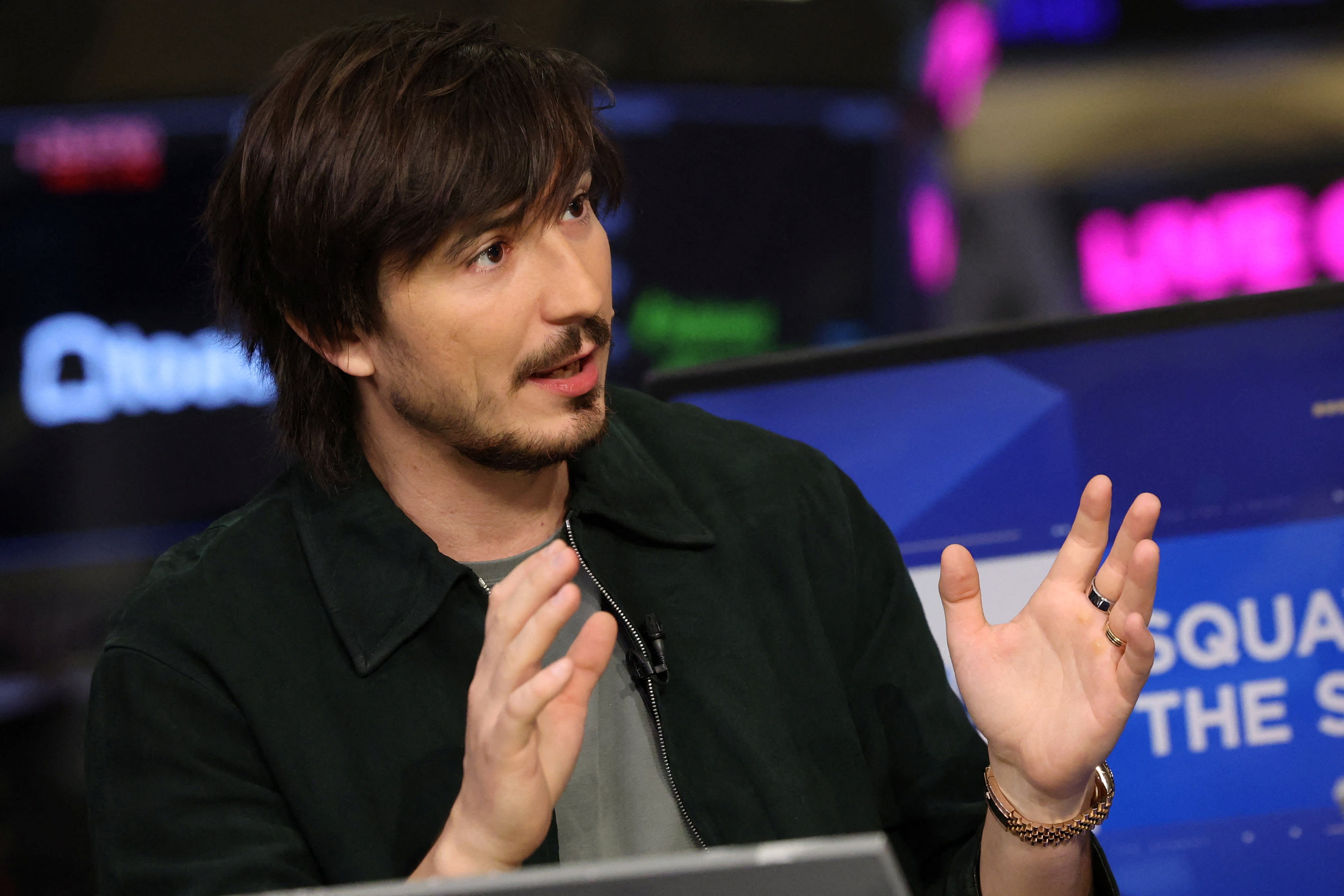 Robinhood CEO Vlad Tenev open to a truce with AMC CEO Adam Aron after public feud