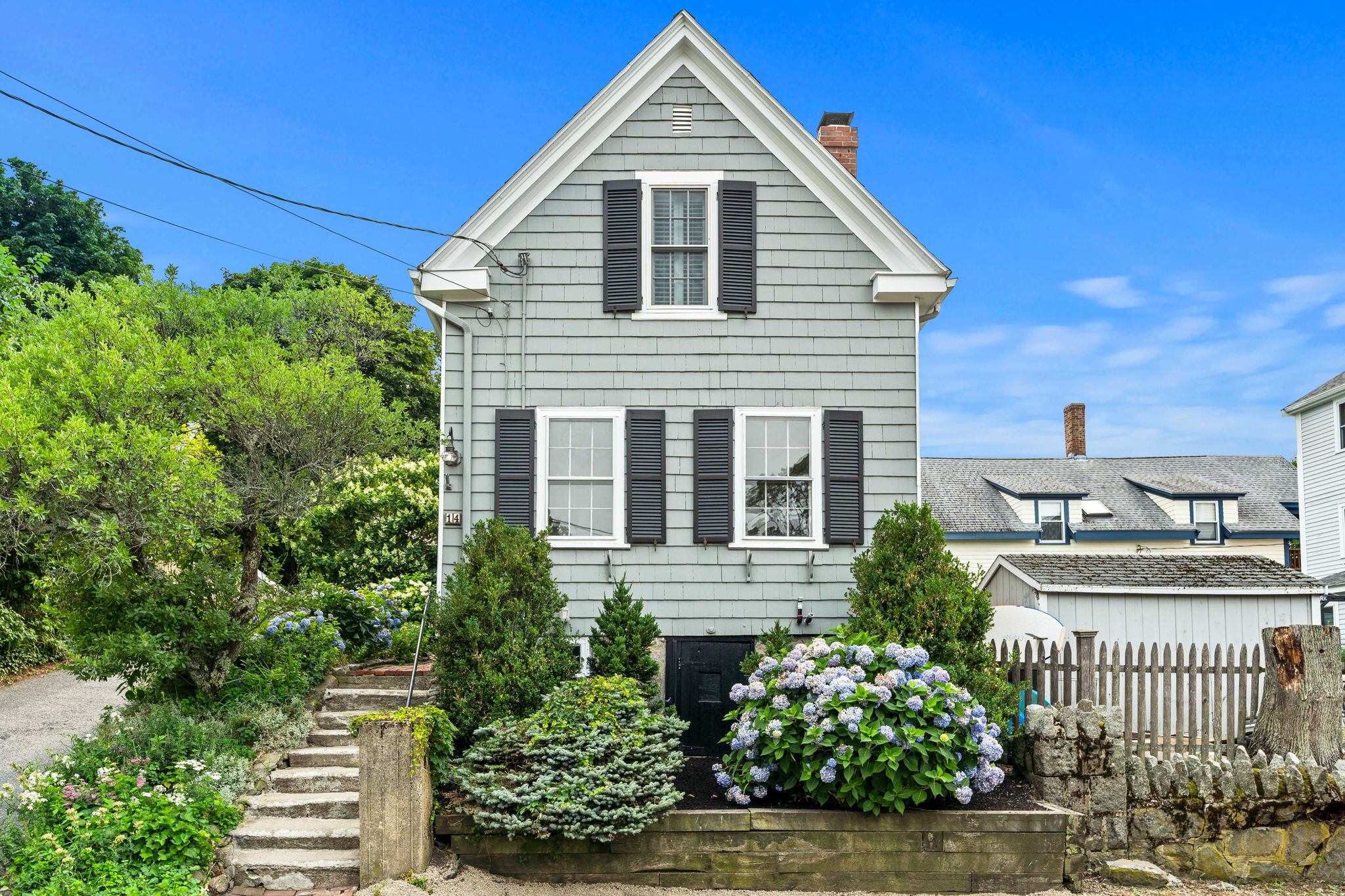 A charming 3-bedroom antique in Marblehead — can you guess the price?