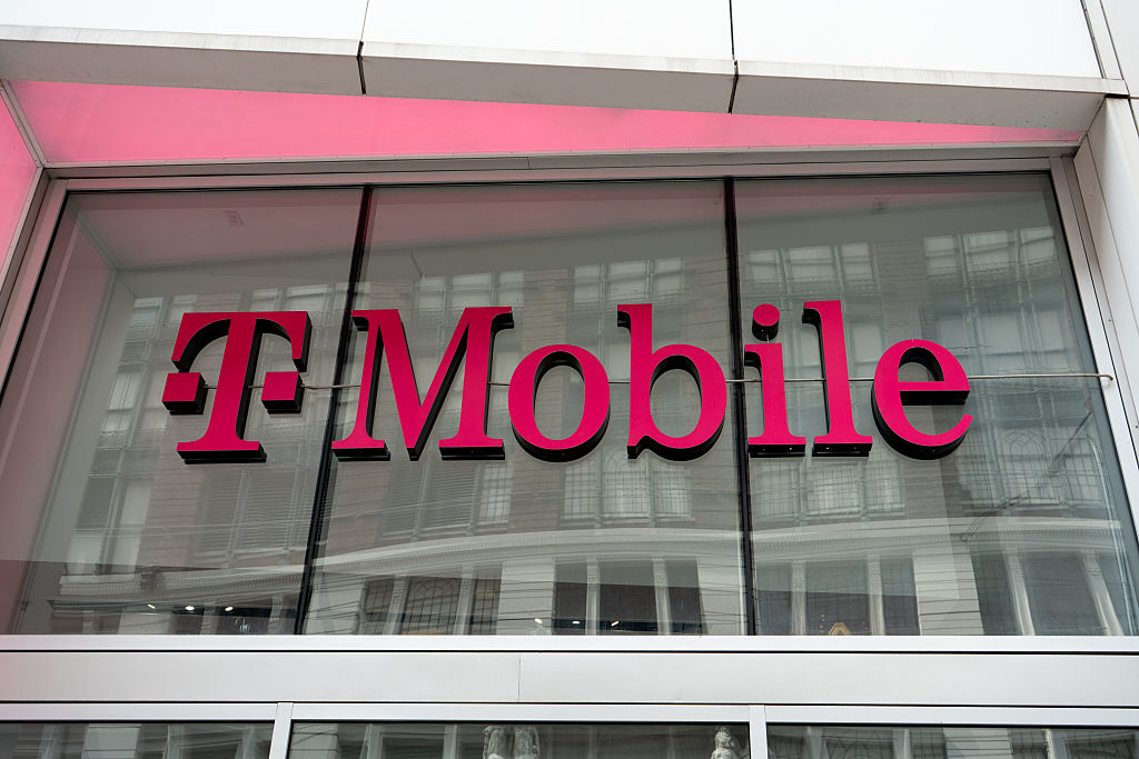 T-Mobile’s New Deal Offers a Free Samsung Galaxy Z Fold8 Phone and Additional Entertainment Perks