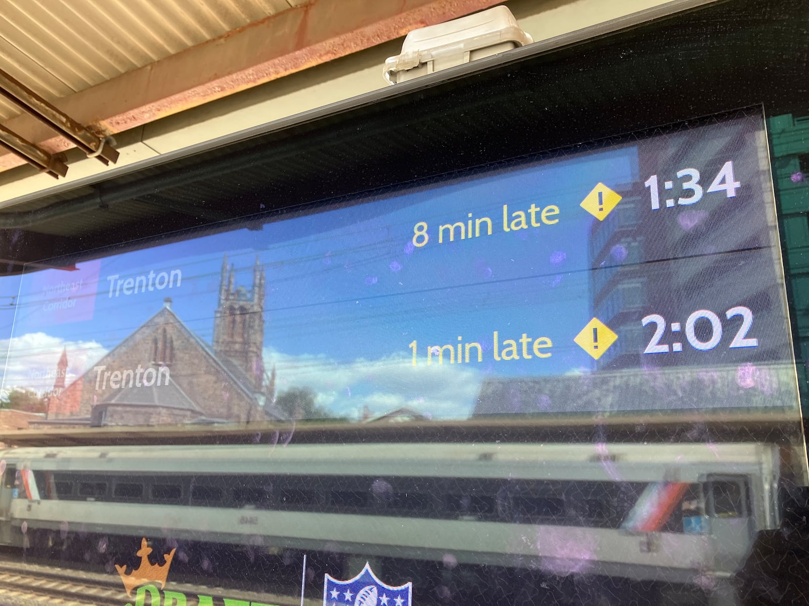 NJ Transit’s reliability hasn’t improved despite more funding, report says