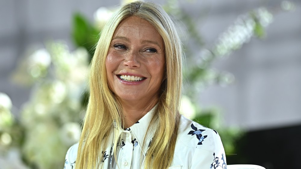 Gwyneth Paltrow Adores This ‘Trusty’ Jeans Brand That All the Rich Girls Wear Come Fall