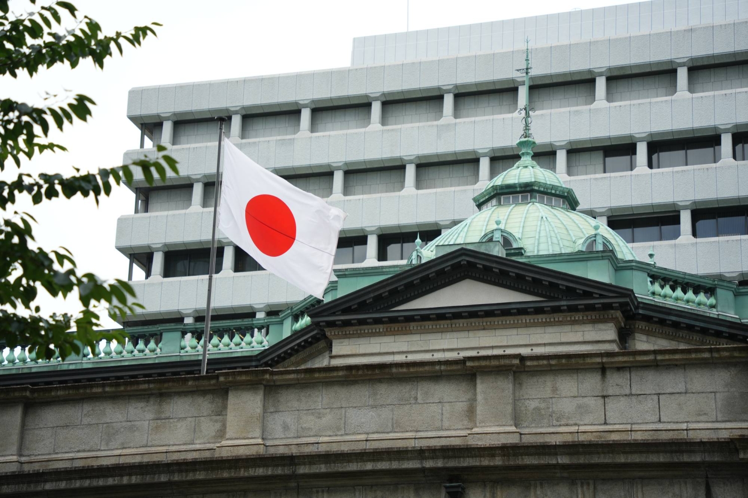 Japan’s producer price gains stay elevated, backing BOJ hikes