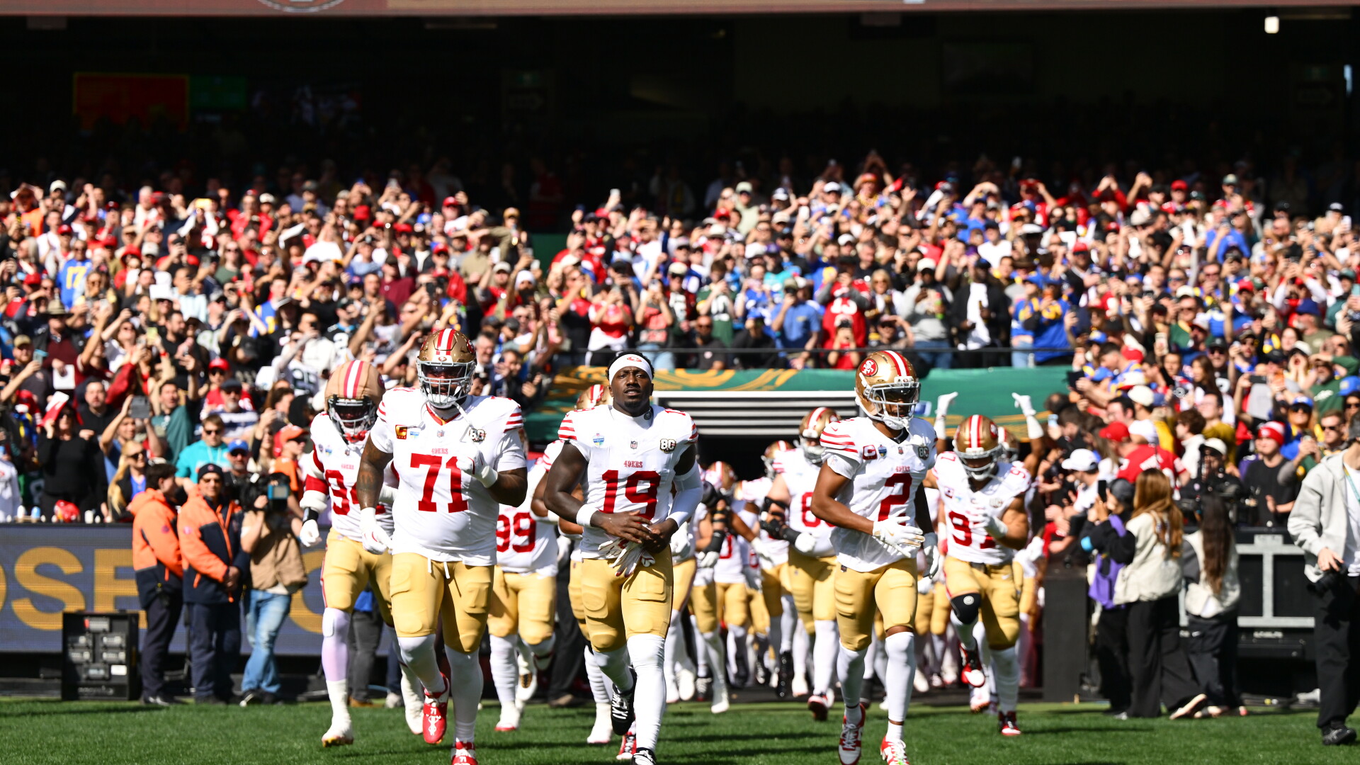 Deebo Samuel's TD catch has 49ers up 24-7 in fourth quarter