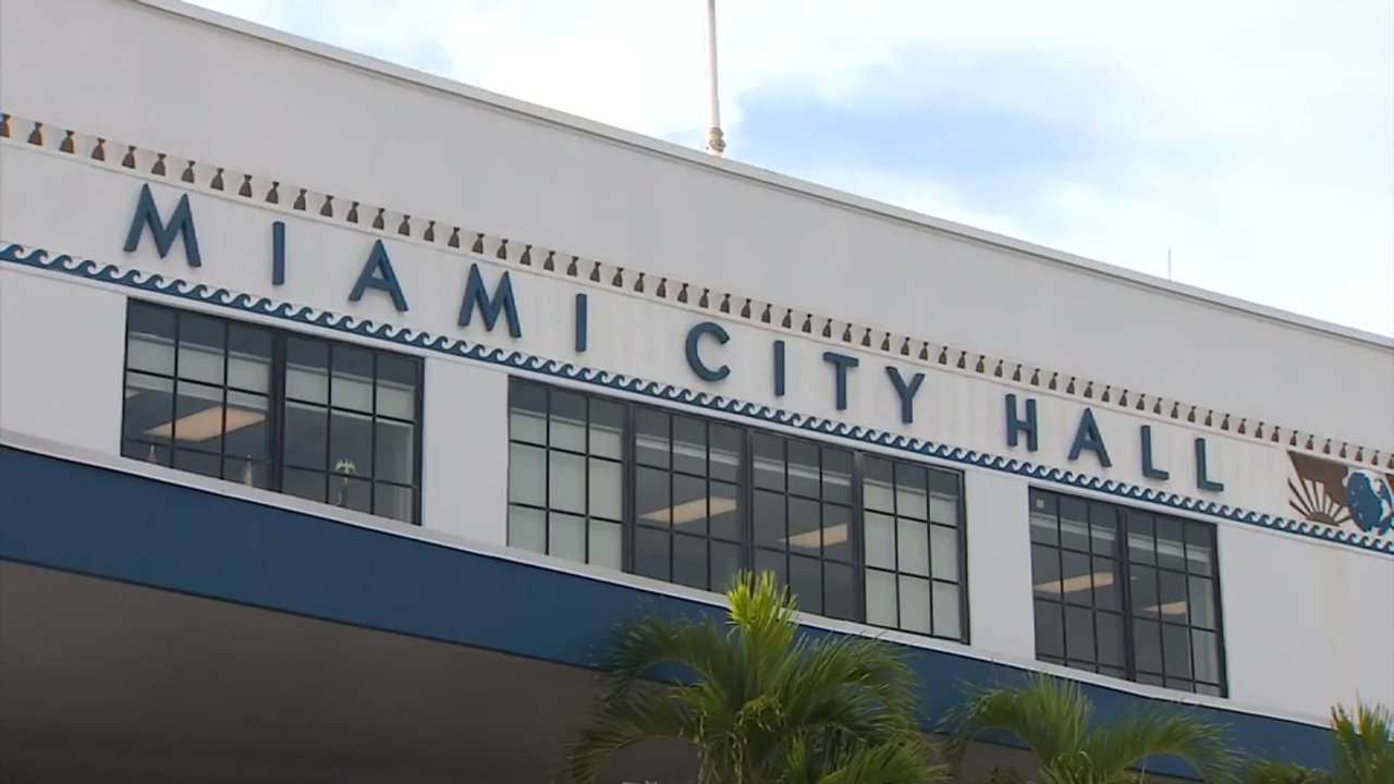 City of Miami commissioners vote to keep City Hall in Coconut Grove