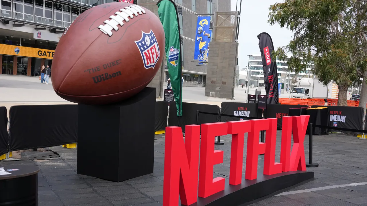 Meat pies, shoeys and kangaroos: How Netflix infused Australian culture into NFL broadcast