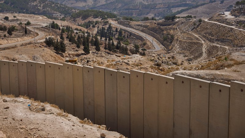 Labor eyes new Israel sanctions but resists party calls for trade ban