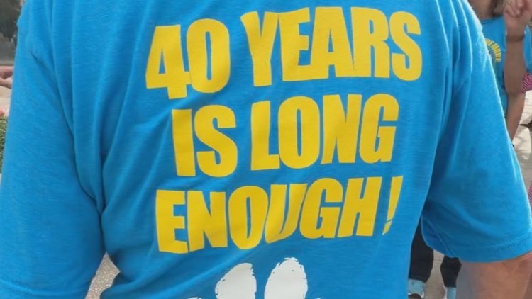 Advocates urge commissioners to fund a new Hillsborough County animal shelter