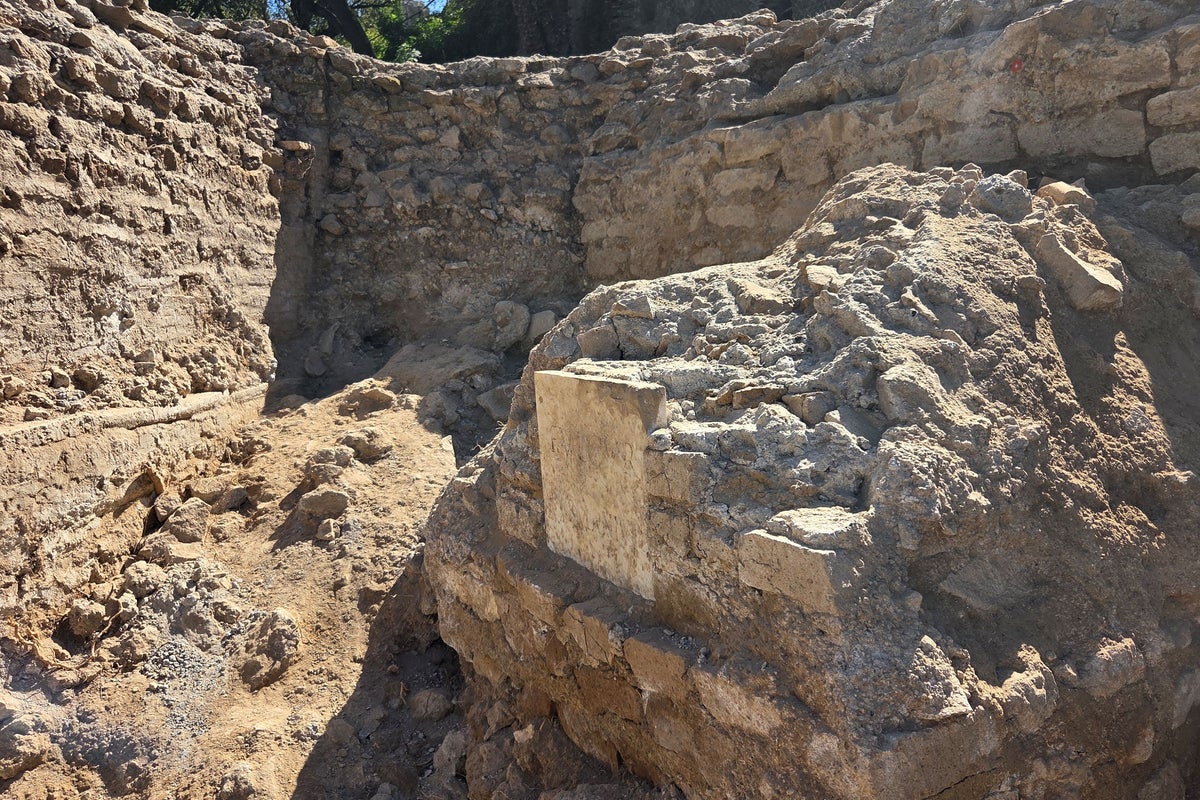 Ancient marble engravings show how Romans revered lightning strikes