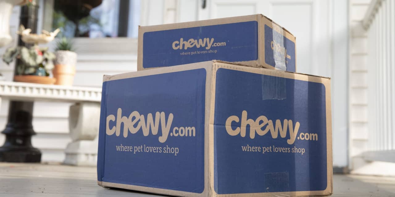 Why Chewy Stock Notched Its Worst Day in a Year