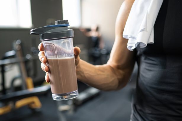 Experts share possible link between male hair thinning and whey protein shakes