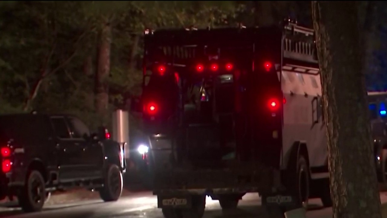 DeKalb County Police officer injured in standoff, suspect arrested