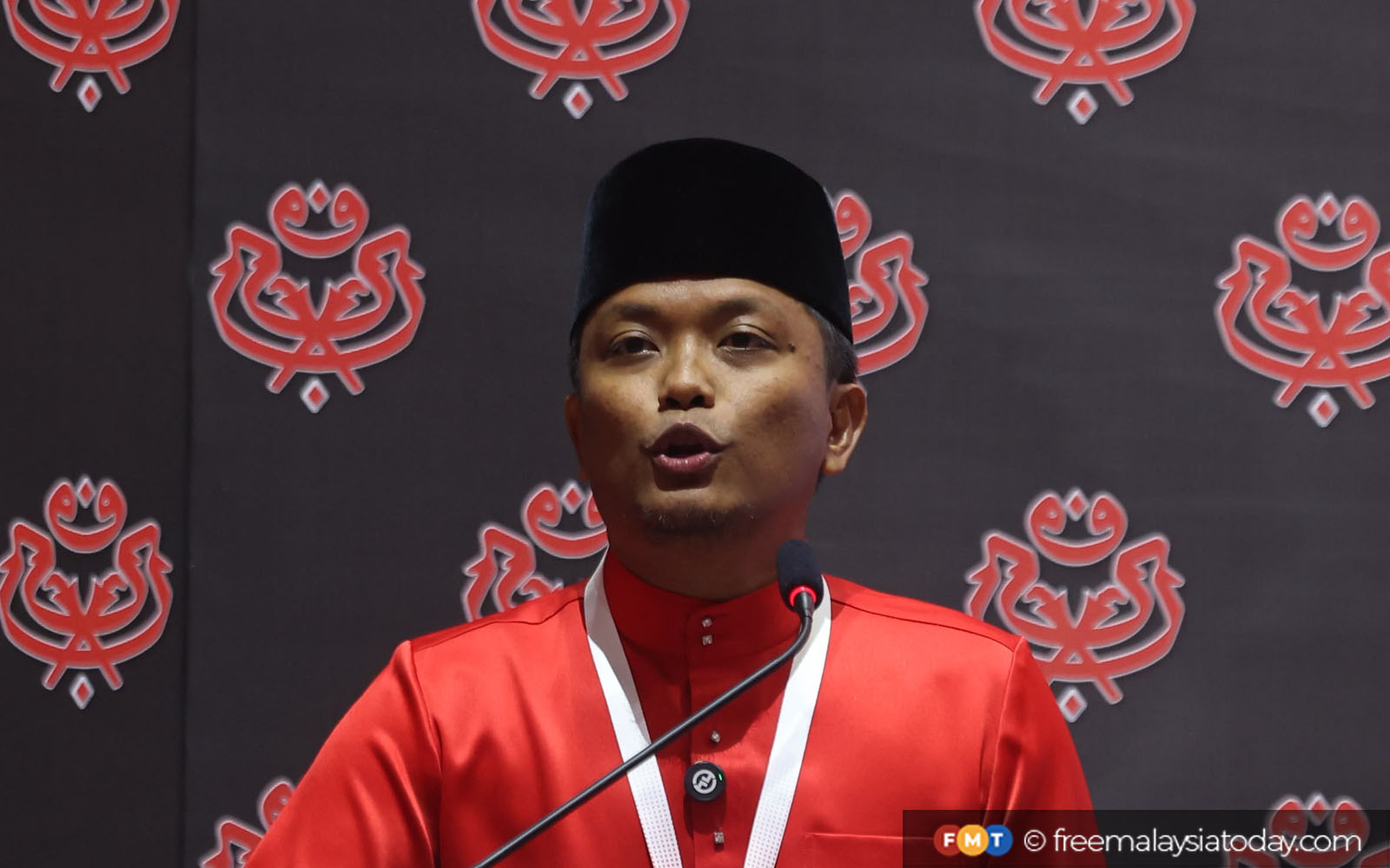 Jika ikut takrifan PAS, Ummo hanya tanding 9 kerusi di Perak