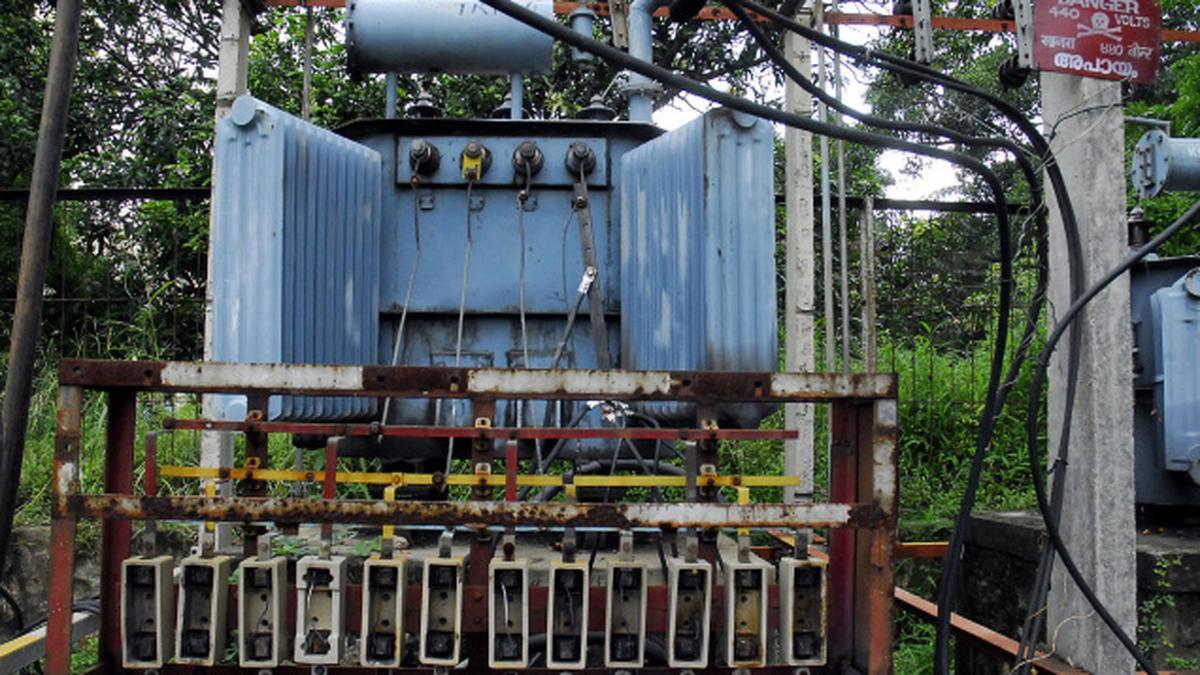 Eight transformer fuses stolen amid power cuts in Keralam's Palakkad