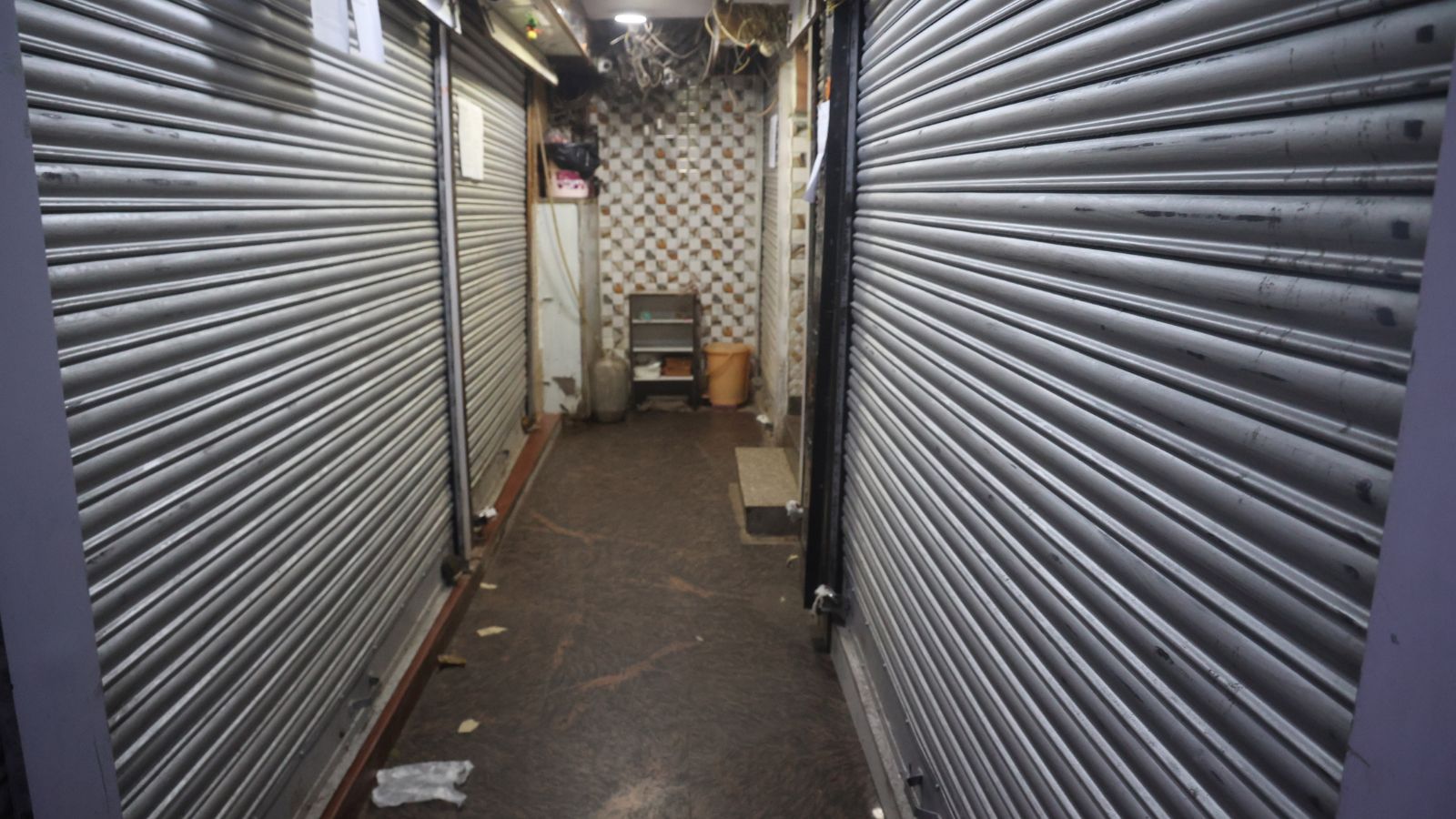 Drive against illegal constructions: MCD seals 54 jewellery stores in Chandni Chowk