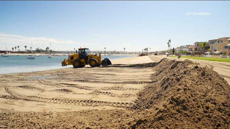 City of San Diego adding sand berms to beaches, Mission Bay shoreline ahead of forecasted El Niño