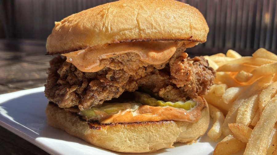 Lineup for second annual PDX Fried Chicken Week includes wontons, Chicago-style wings