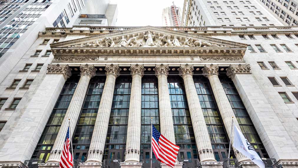 Stock Market Falls On Soaring Oil Prices, Yields, But Finishes Strong; CPI Inflation, Apple, Oracle, Meta In Focus: Weekly Review